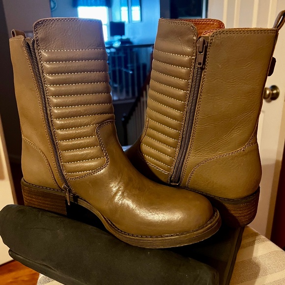 Ladies boots - Picture 4 of 7